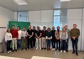 Artistas y jurado de las hogueras oficiales de San Vicente.