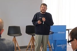 Fundador de Timpers, Diego Soliveres, durante el foro de TodoAlicante.