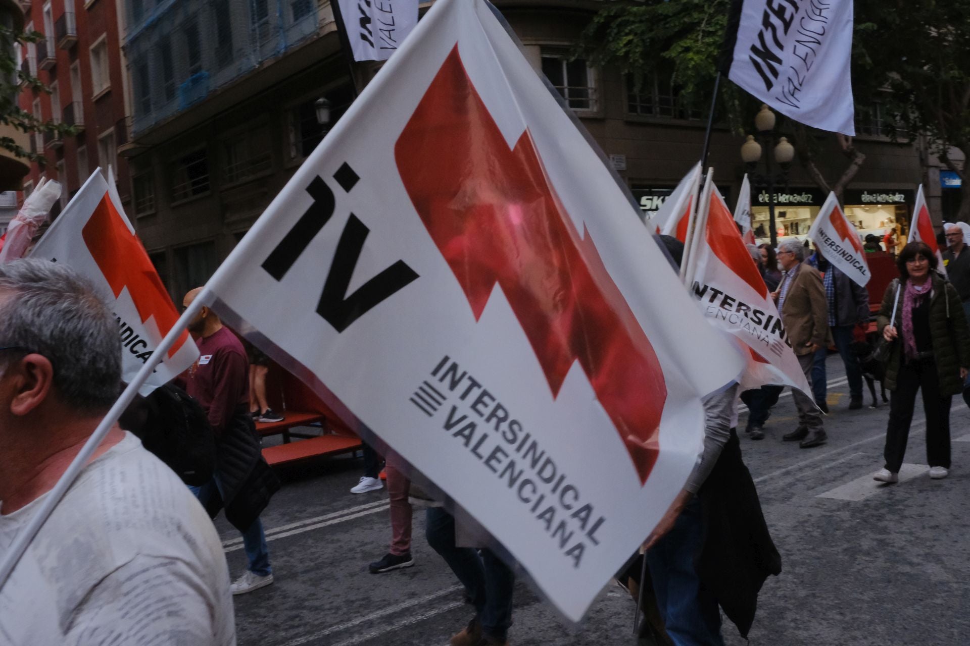 La manifestación del 25 d&#039;abril vuelve a Alicante para clamar por «la valencianidad del sur» de la Comunitat