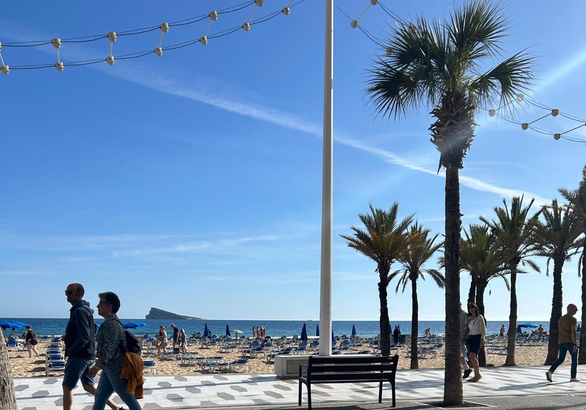 Easter Week Hotel Occupancy in Costa Blanca Surges with 'Last-Minute Effect'