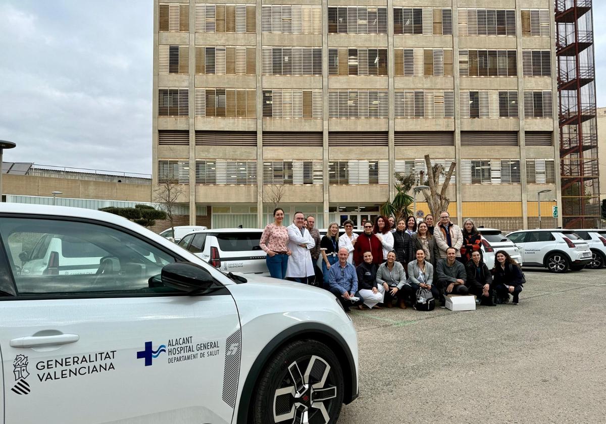 Alicante apuesta por la movilidad eléctrica en sanidad con la renovación de vehículos para la atención domiciliaria