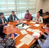 Reunión entre representantes del Consell y el Ayuntamiento de Tibi.