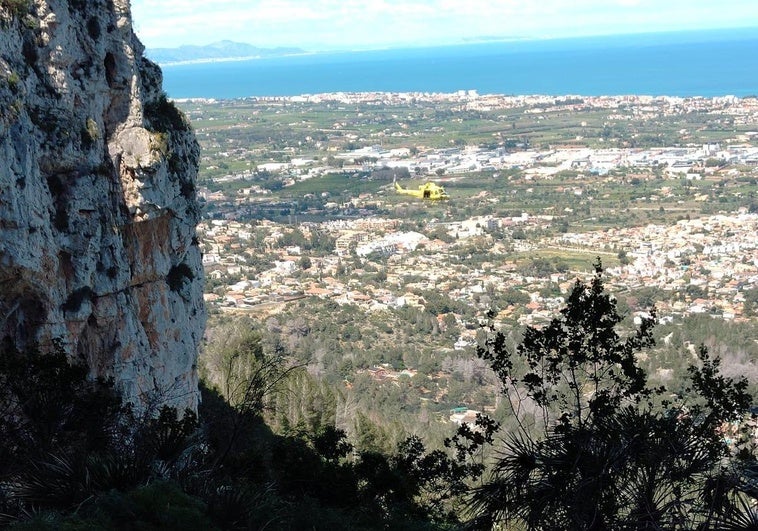 Rescate de una mujer en el Montgó.