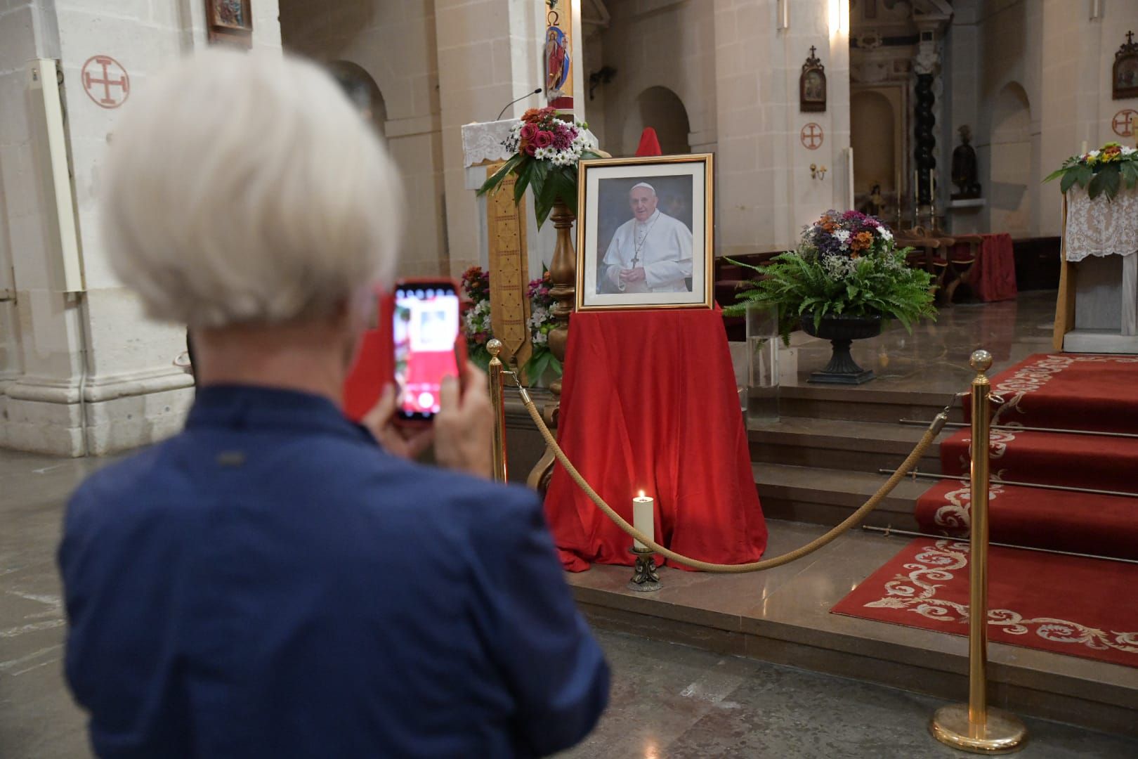 Alicante llora la muerte del Papa Francisco