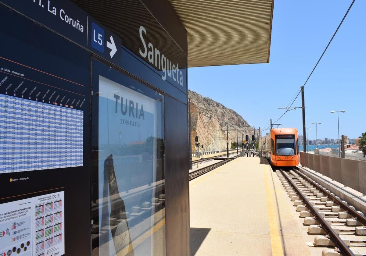Suprimida la L5 del Tram de Alicante por avería