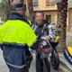Imagen principal - Batida contra los patinetes en Alicante: 15 multas al día