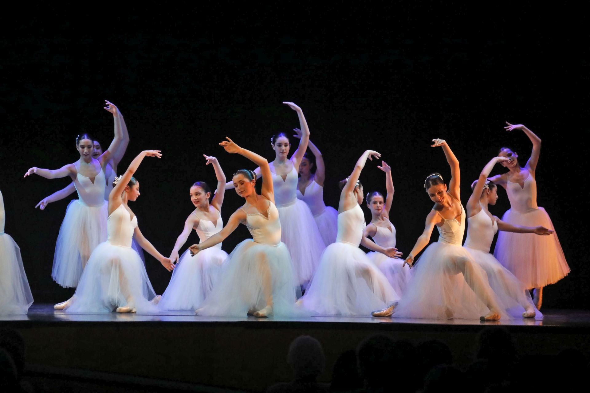 El Jove Ballet de la Marina inicia su gira en Dénia