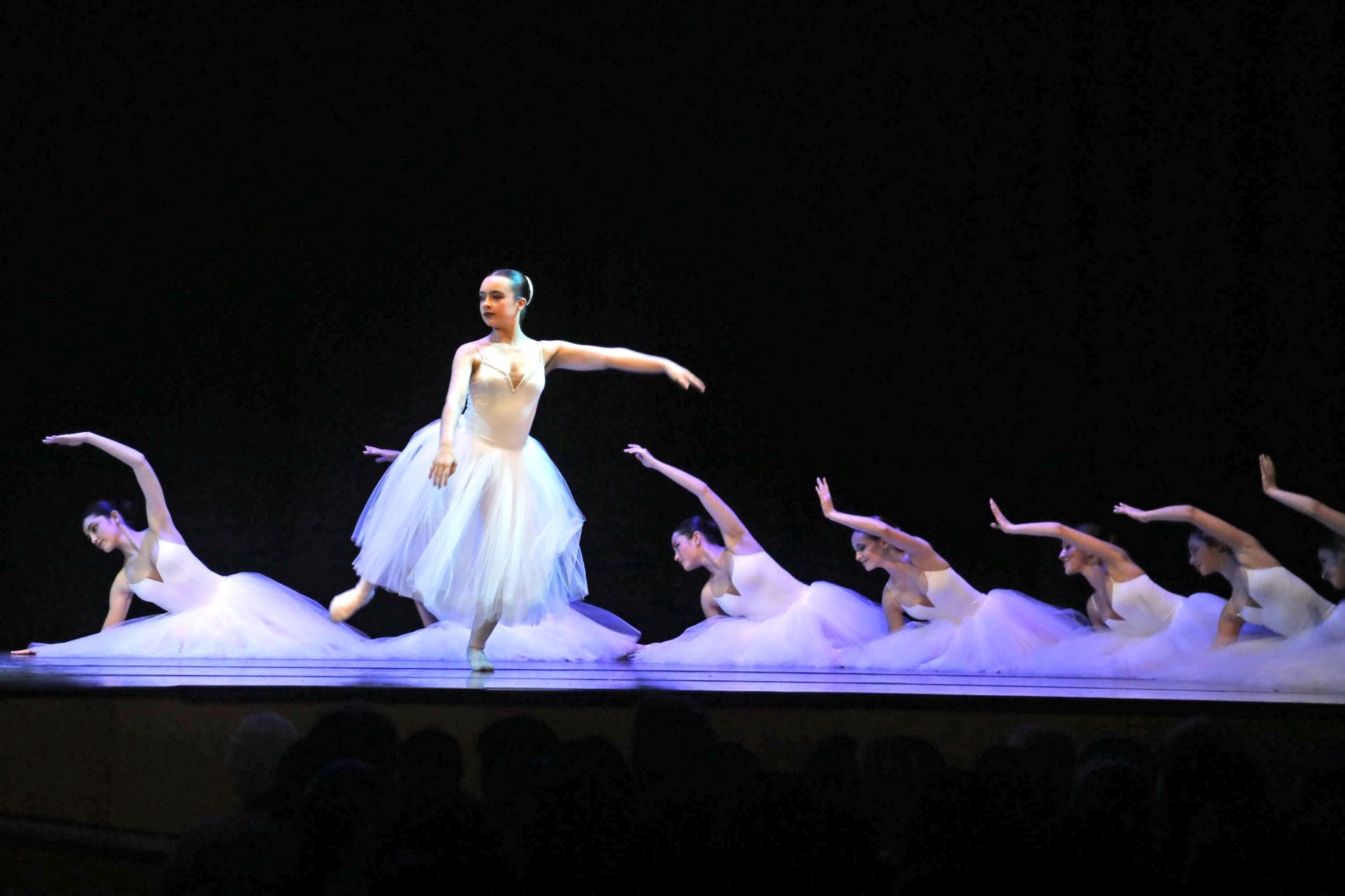 El Jove Ballet de la Marina inicia su gira en Dénia