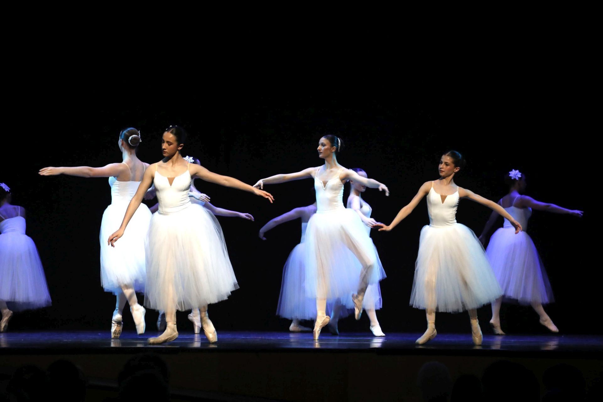 El Jove Ballet de la Marina inicia su gira en Dénia