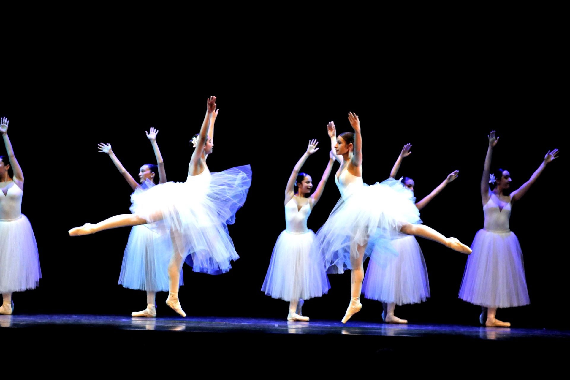 El Jove Ballet de la Marina inicia su gira en Dénia