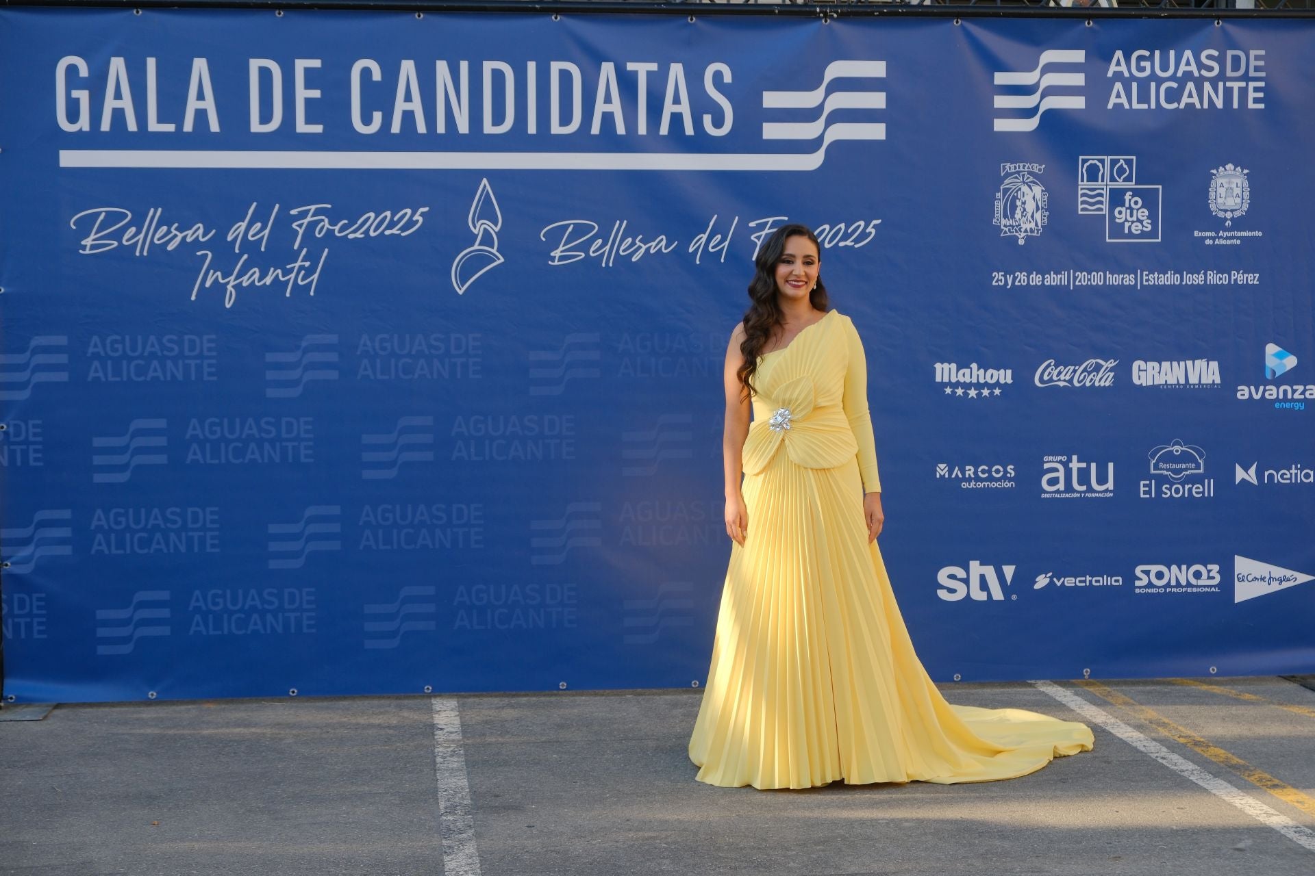 Estos son los vestidos en la gala de las candidatas a bellea del foc