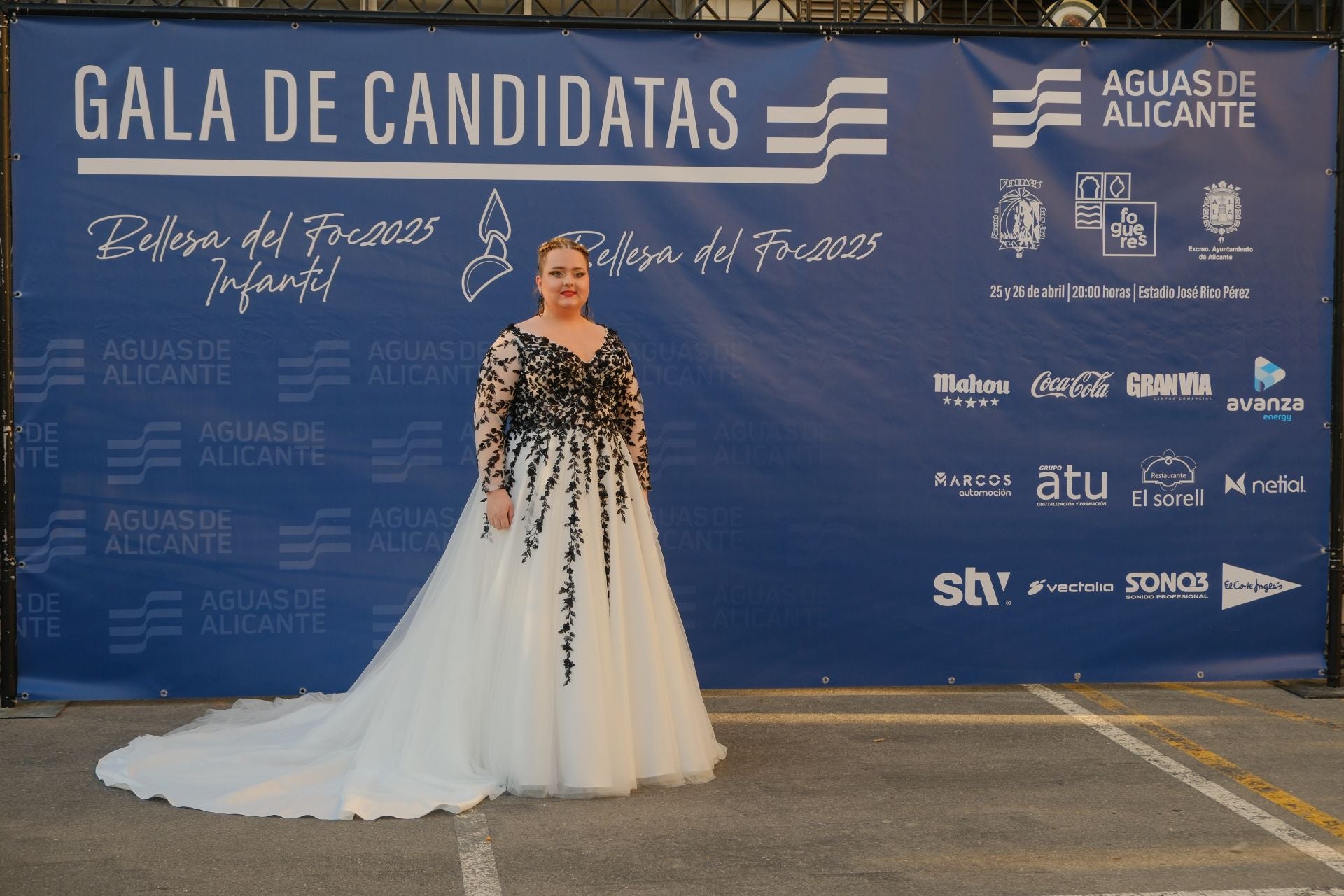 Estos son los vestidos en la gala de las candidatas a bellea del foc