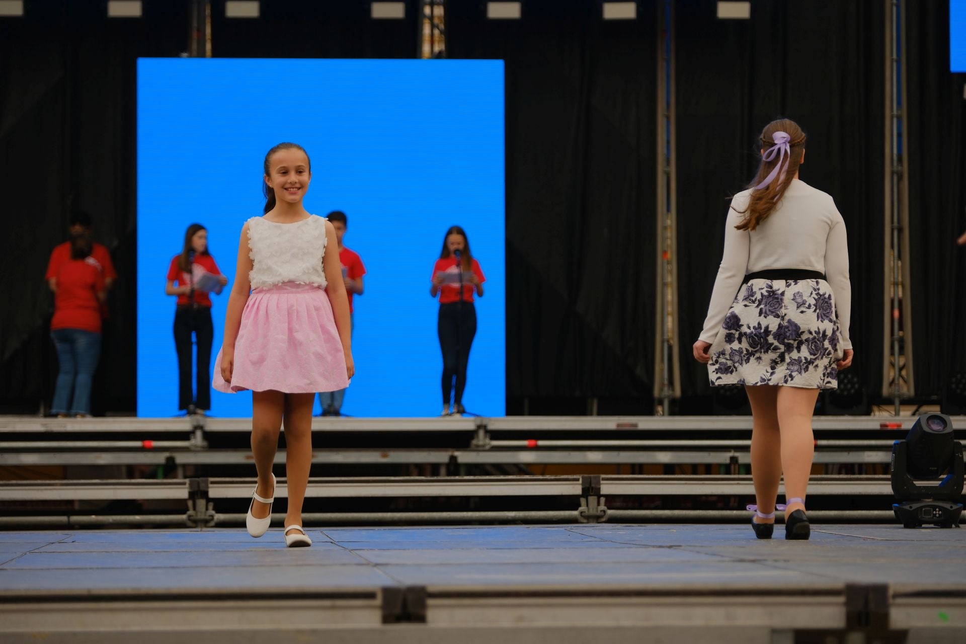 El ensayo de las candidatas a Bellea del Foc 2025, en imágenes