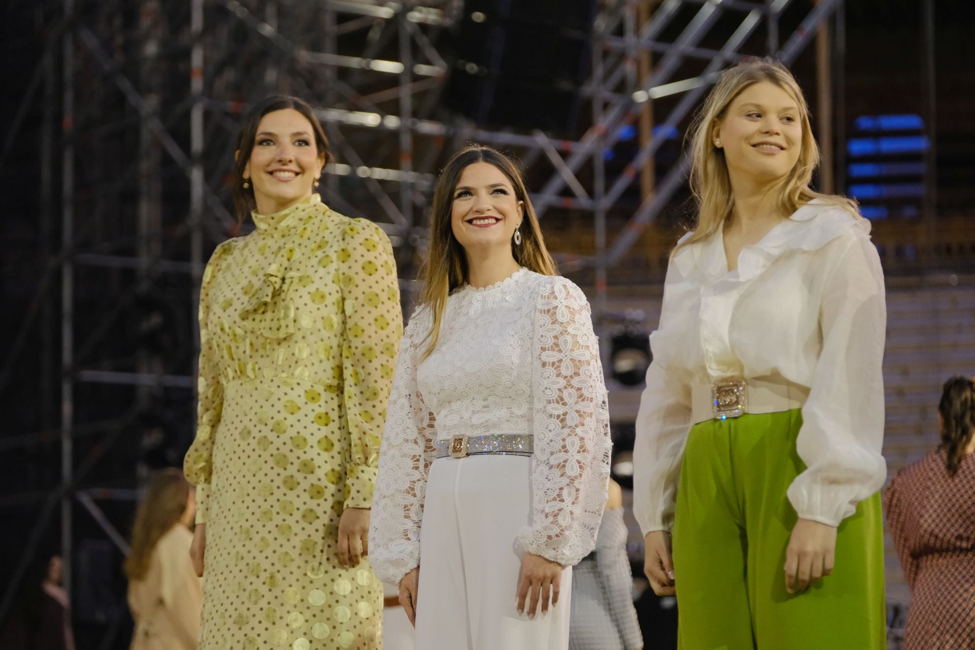 El ensayo de las candidatas a Bellea del Foc 2025, en imágenes