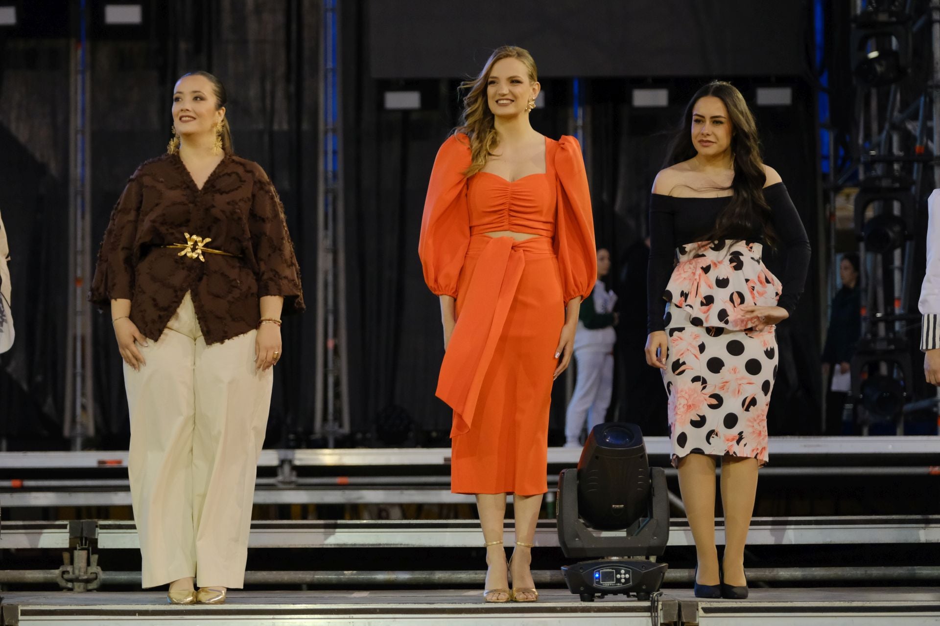 El ensayo de las candidatas a Bellea del Foc 2025, en imágenes