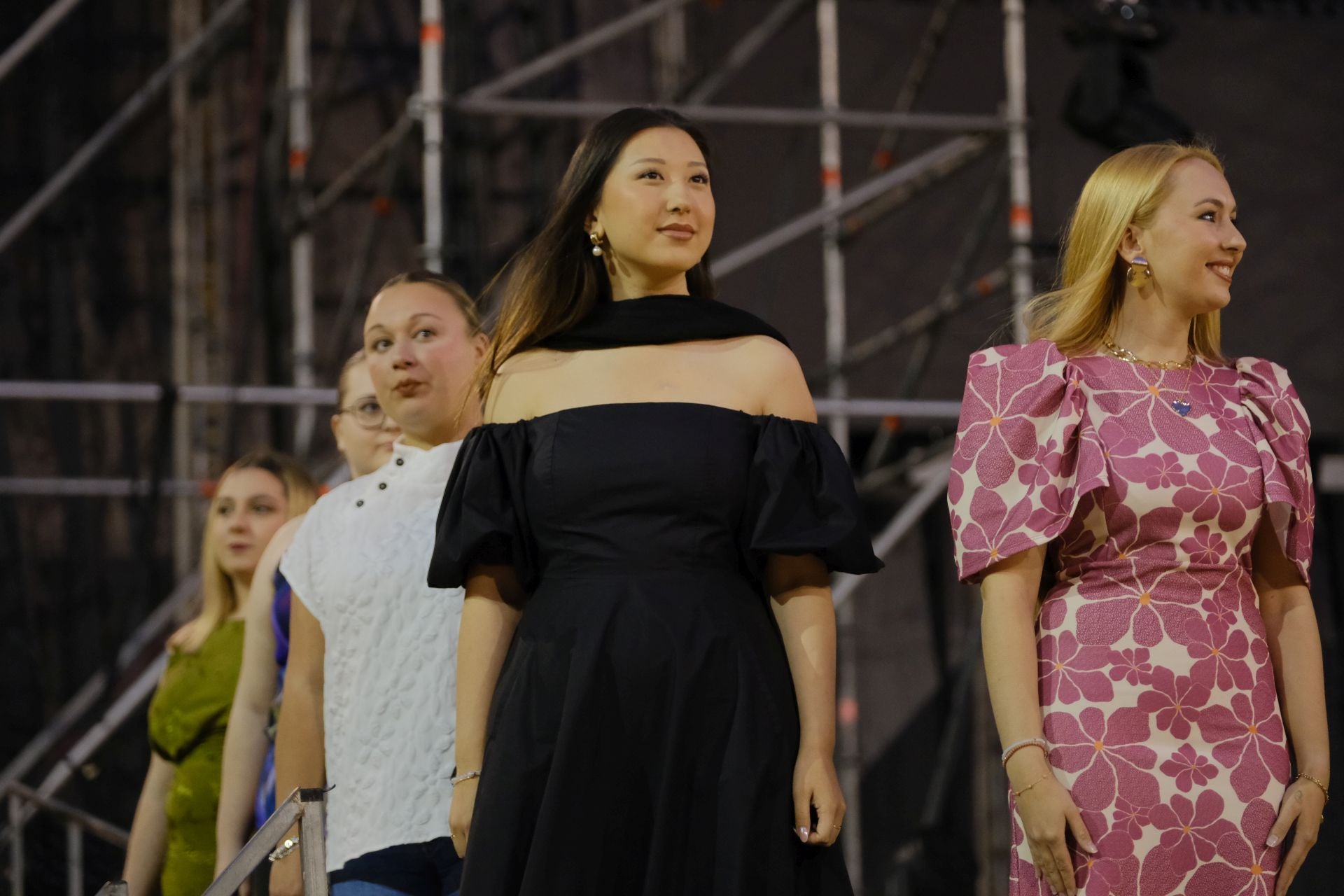 El ensayo de las candidatas a Bellea del Foc 2025, en imágenes