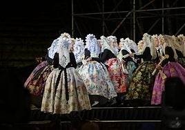 La elección de la bellea del foc infantil en imágenes