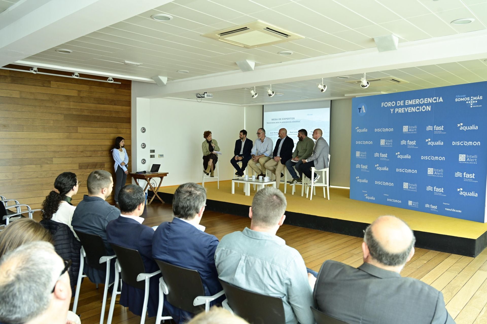 Todas las imágenes del Foro sobre Emergencias y Prevención