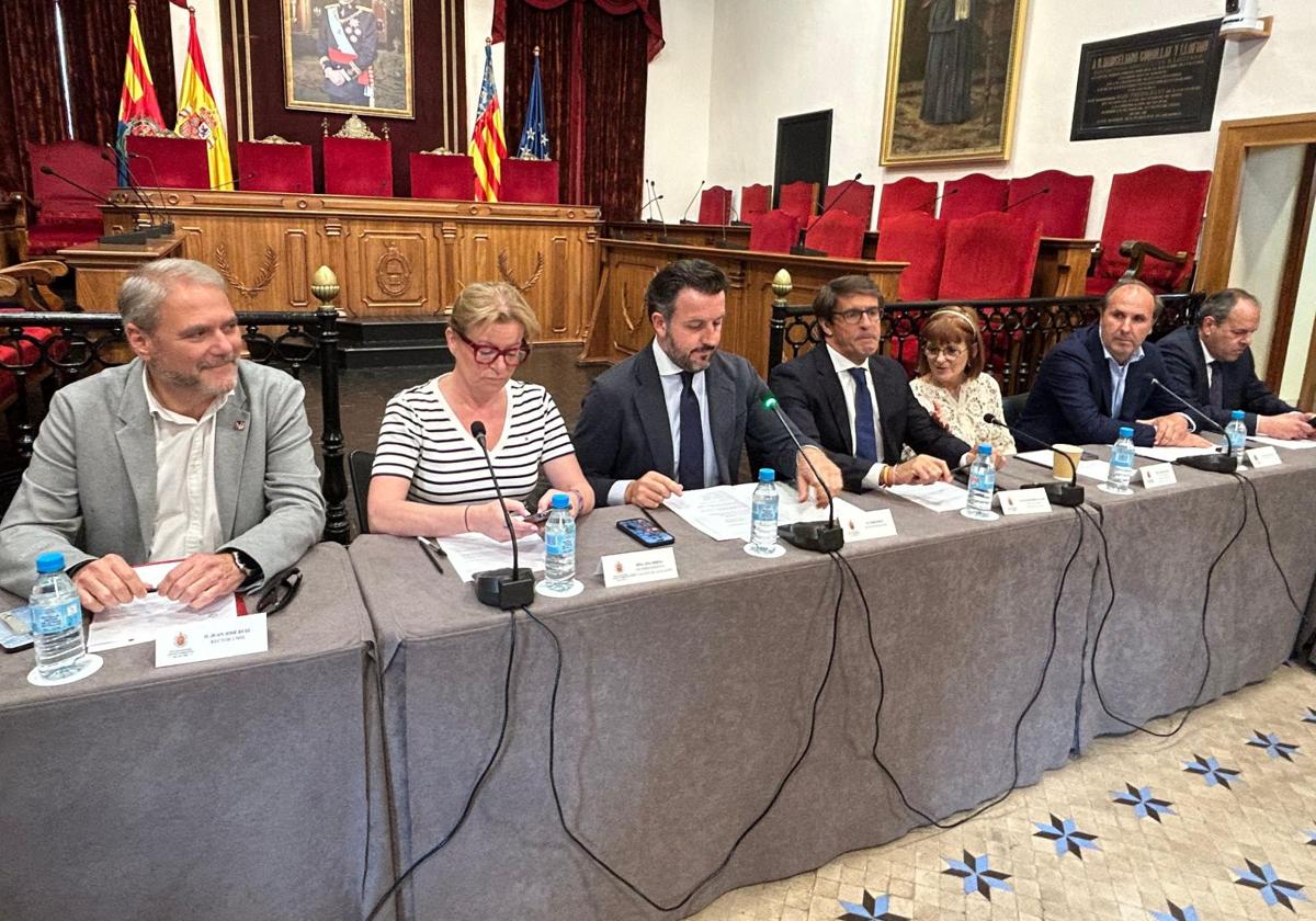 Elche convoca por primera vez la Mesa del Agua en defensa del Tajo-Segura