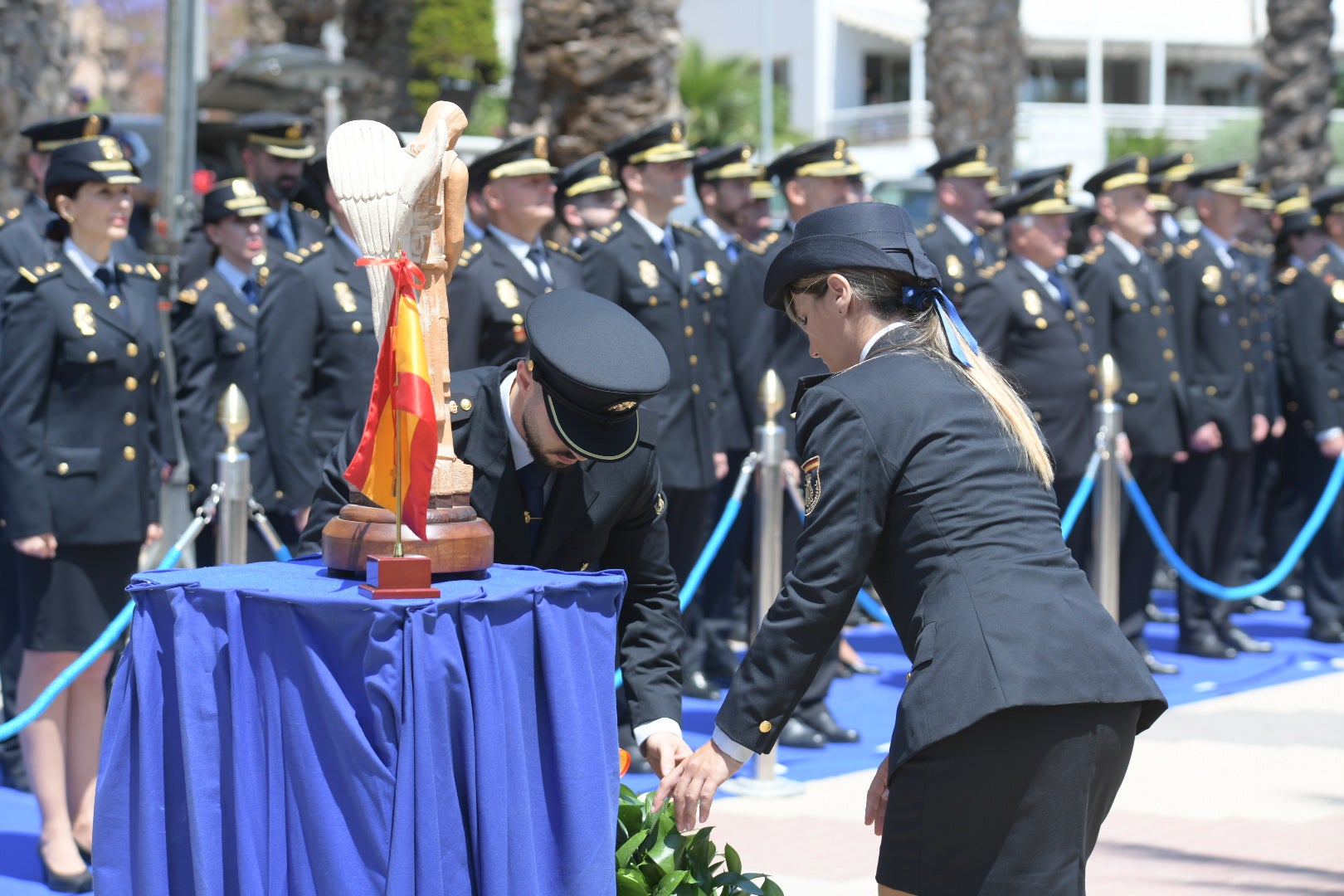 Alicante inaugura el Paseo de la Policía Nacional