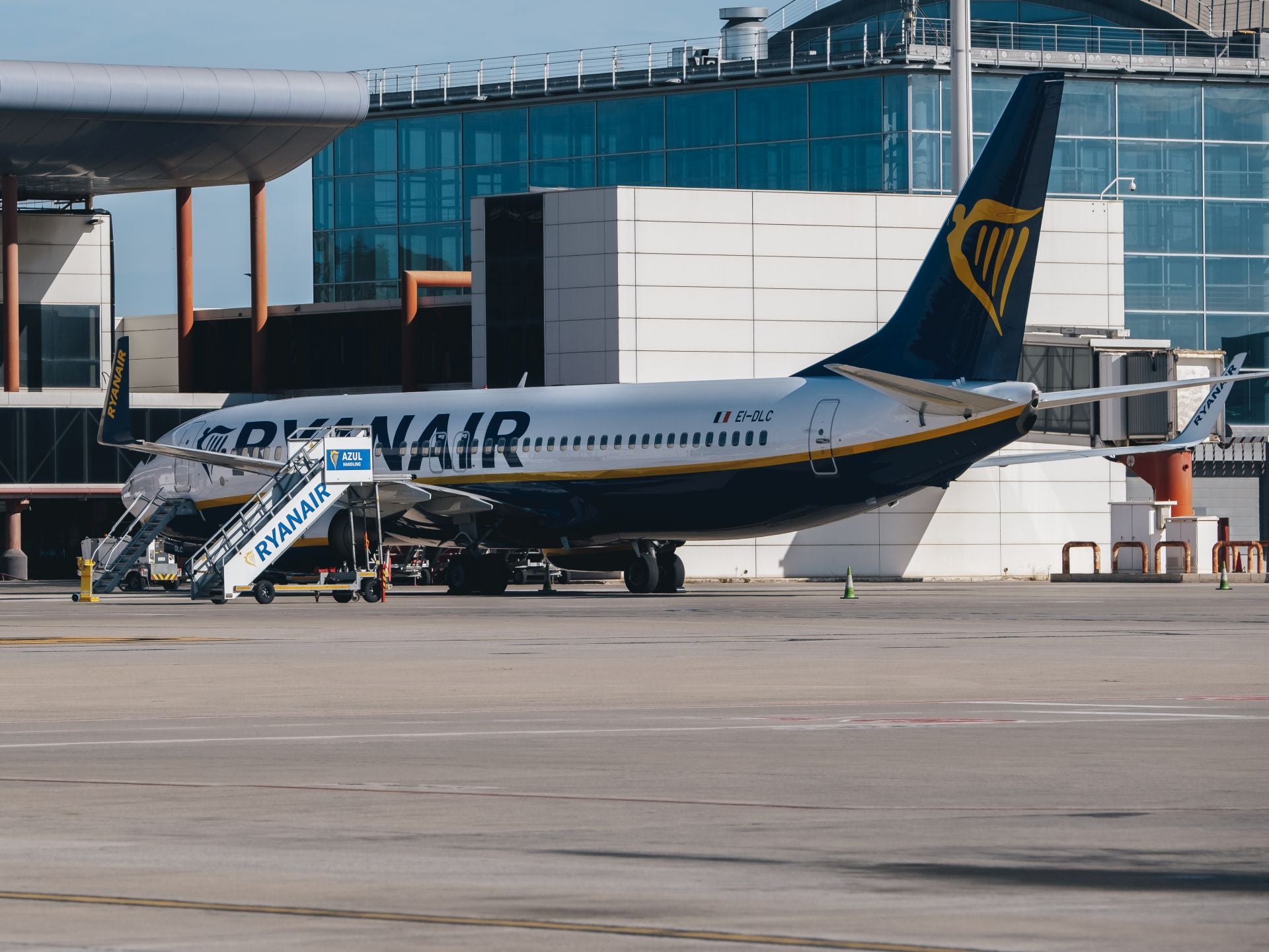 Ryanair Accuses Government of Basing Fines on 'Misinterpretation of Francoist Law'