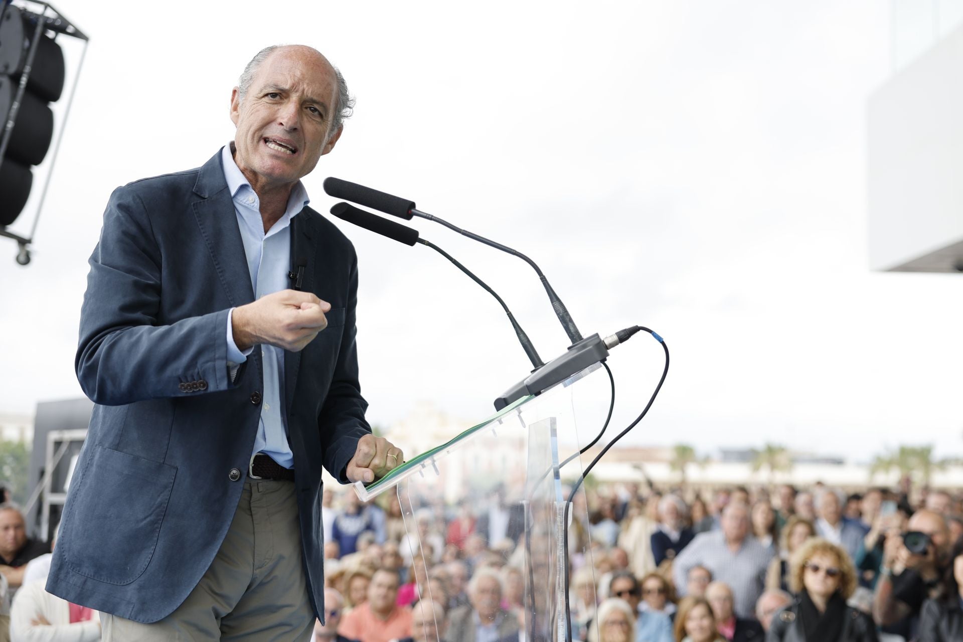 Camps emphasises that it will be what party members 'deem appropriate': 'We will do what is necessary to keep the PP standing'