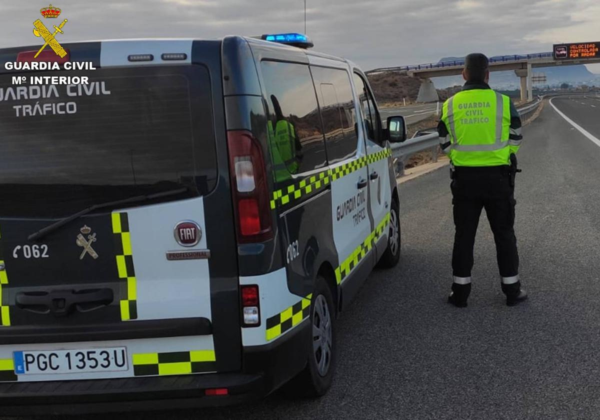 Driving without a licence or under the influence: the main road safety offences in Alicante
