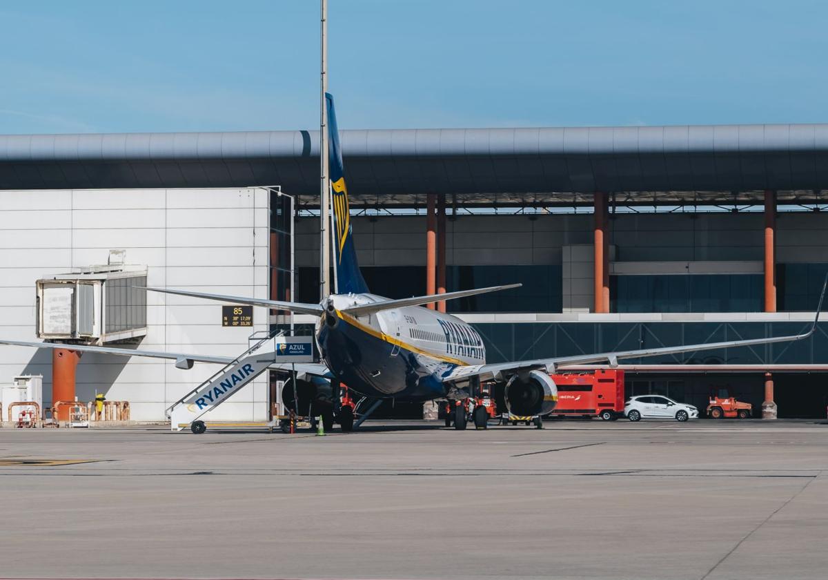 Ryanair volará desde el aeropuerto de Alicante-Elche a estas ocho nuevas ciudades a partir de noviembre