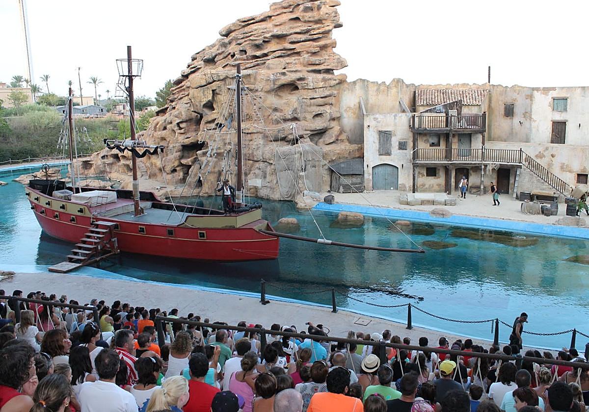 Espectáculo de Barbarroja que recupera Terra Mítica.