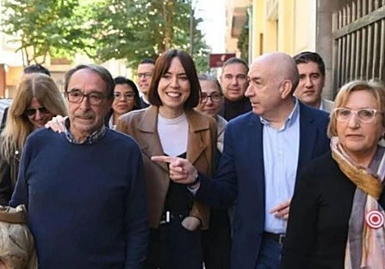 La secretaria general del PSPV, Diana Morant, en un acto del PSOE en Alicante, con Ángel Franco, Alejandro Soler, Ana Barceló y Eva Montesinos, entre otros.