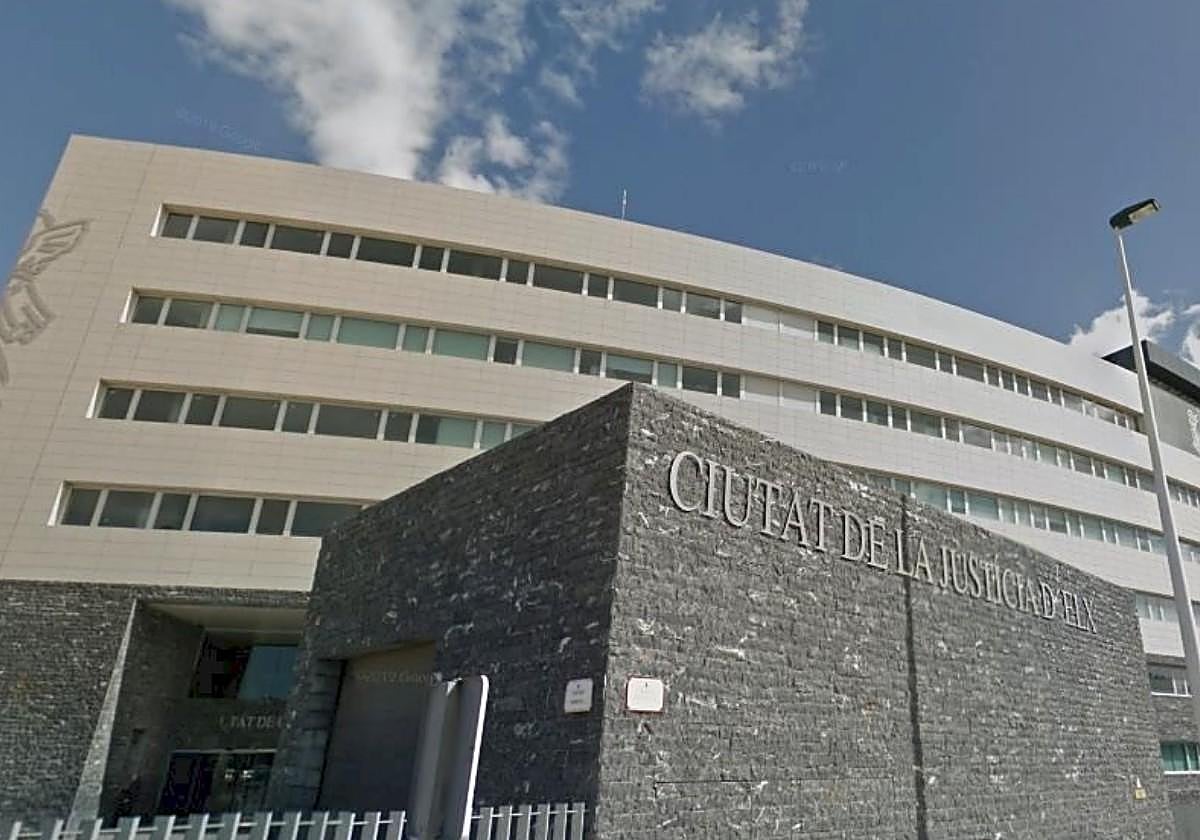 Facade of the City of Justice in Elche.