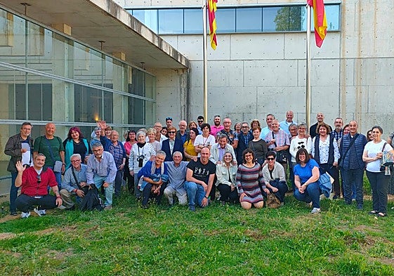 La primera convocatoria ha congregado a medio centenar de personas, entre pacientes y familiares.