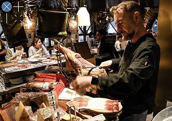 Barra del restaurante Nou Manolín.