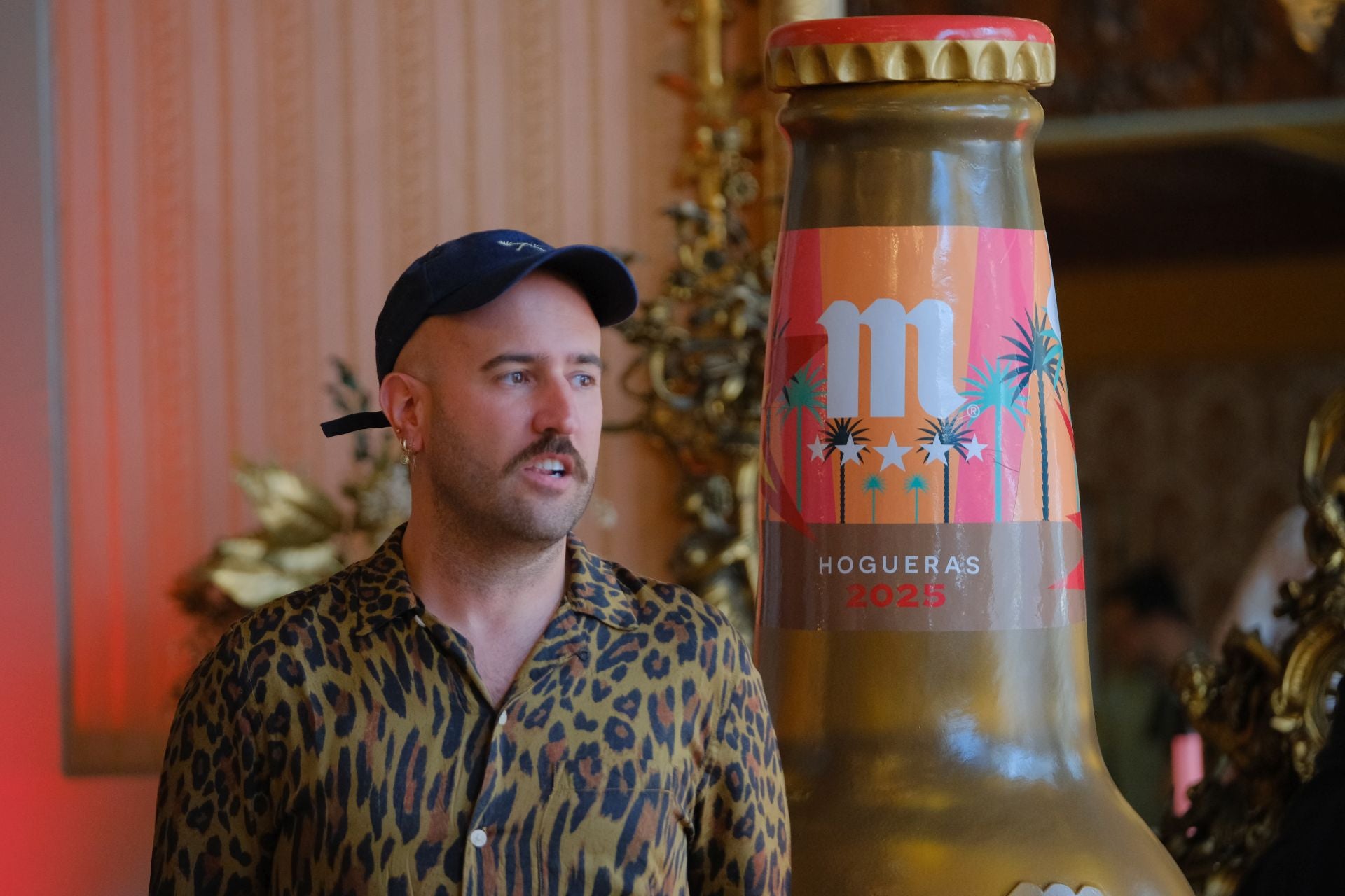 El botellín de cerveza más especial de las Hogueras de Alicante