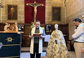 El acto de presentación ha tenido lugar en la sacristía de la basílica de Santa María.