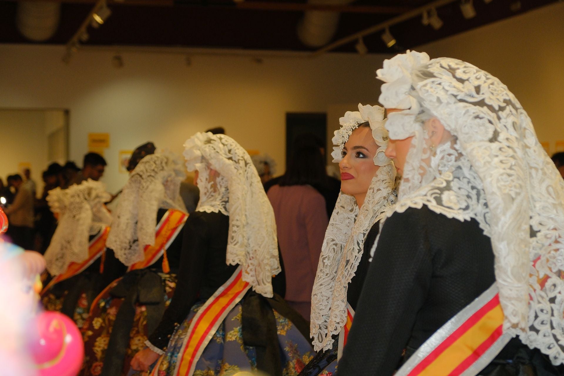 La inauguración y mascletà de la exposición del ninot, foto a foto
