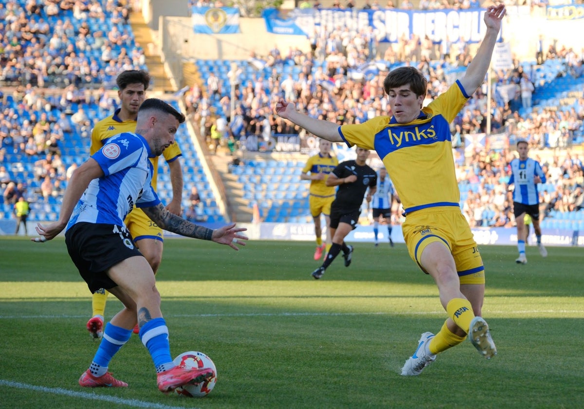 Javi Moreno pushes Hércules to their seventeenth defeat in a dismal season finale at Rico Pérez (2-3)