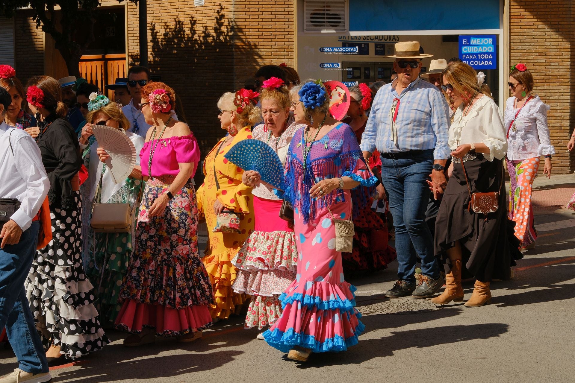 Alicante pone rumbo a la romería de El Rocío