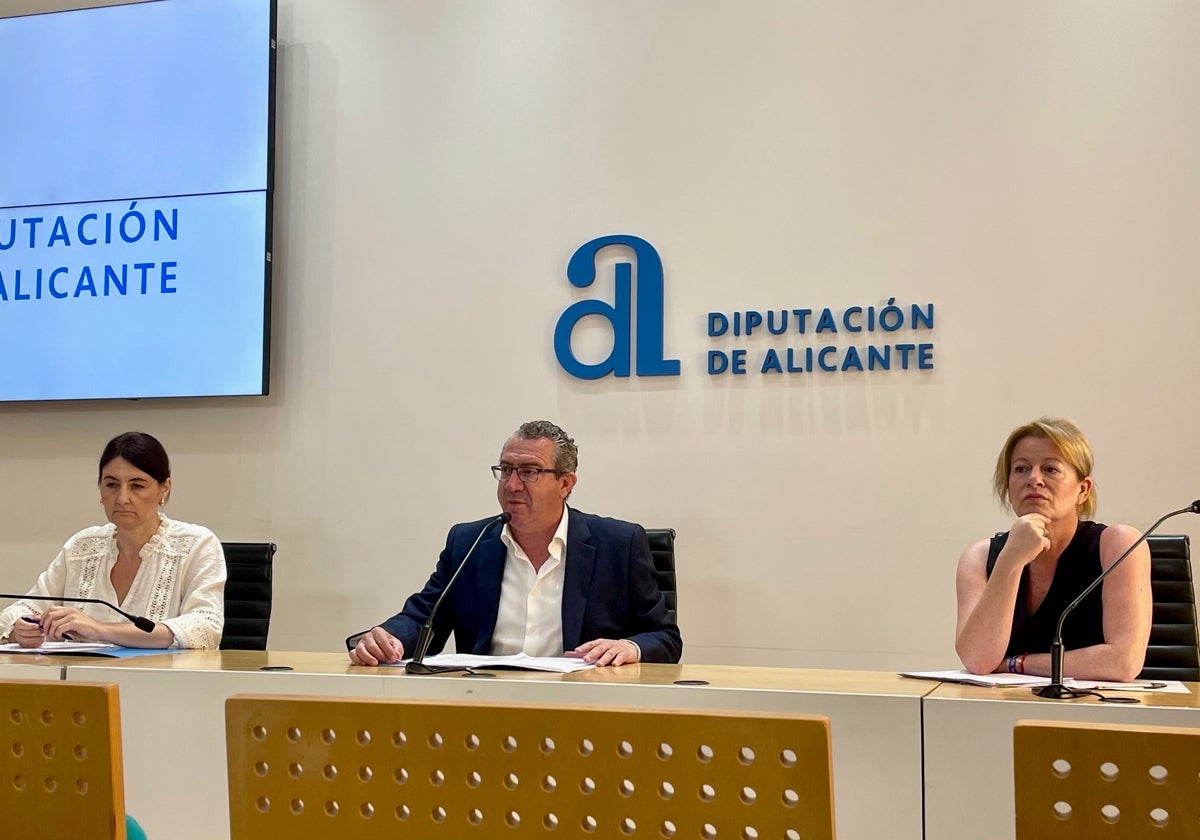 Presentation of the cooperation fund to municipalities by the Alicante Provincial Council.