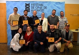 Entrega de premio de Laboratorio de Proyectos de Ficción del Festival de Cine de Alicante.