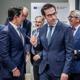 Imagen principal - El Ministro de Economía eleva la OPA al Consejo de Ministros que será quien decida finalmente sobre la operación