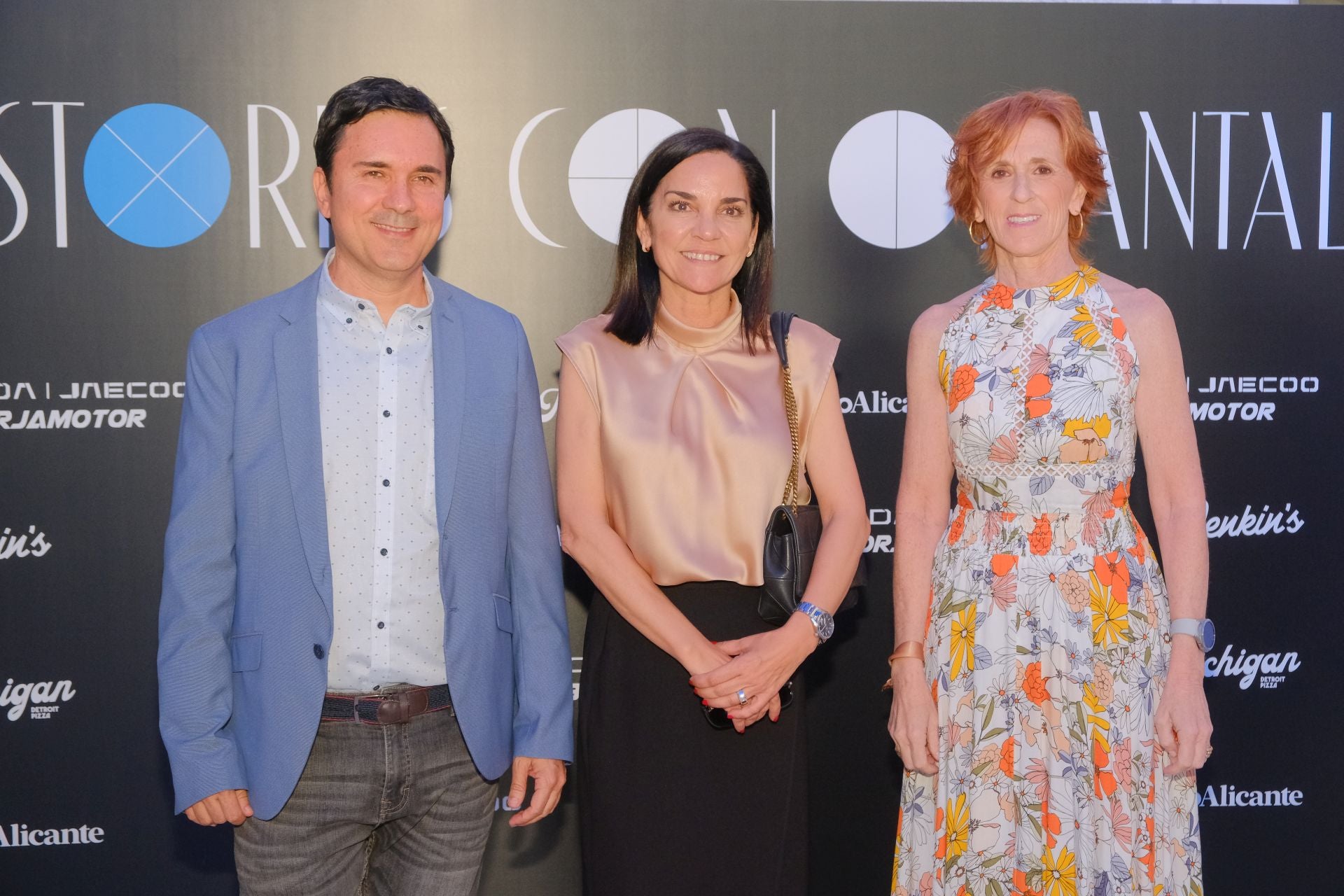 Búscate en el &#039;photocall&#039; de los premios &#039;Historias con delantal 2025&#039; de TodoAlicante