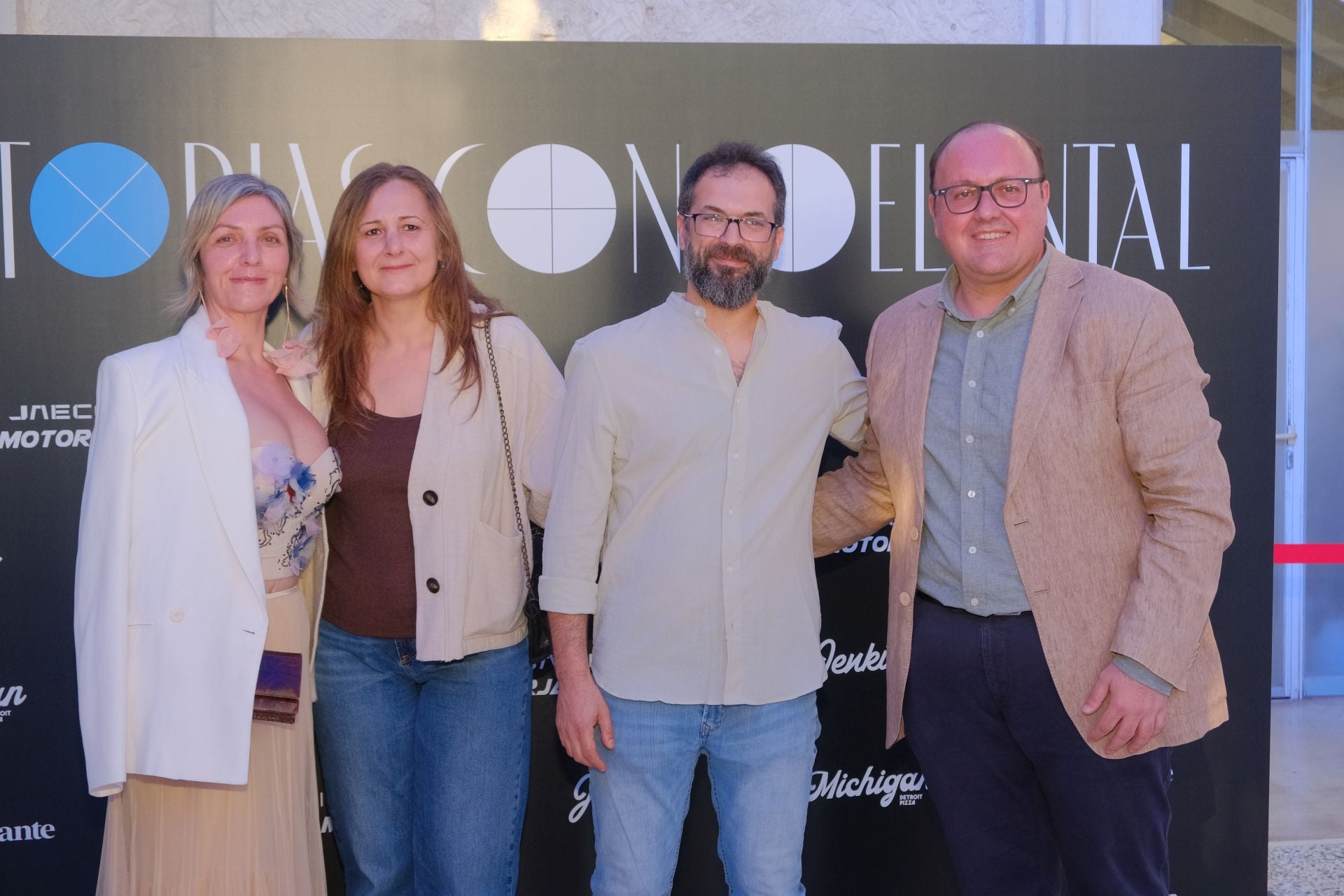 Búscate en el &#039;photocall&#039; de los premios &#039;Historias con delantal 2025&#039; de TodoAlicante