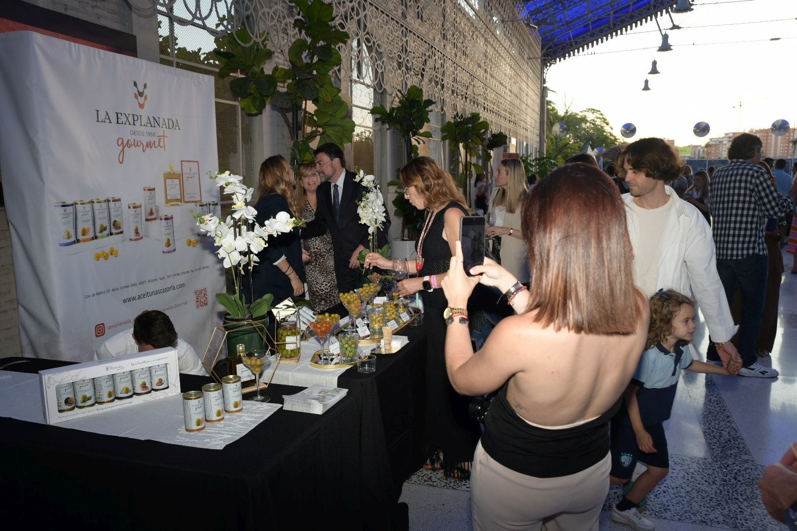 La gastronomía alicantina enamora en los premios &#039;Historias con delantal 2025&#039;