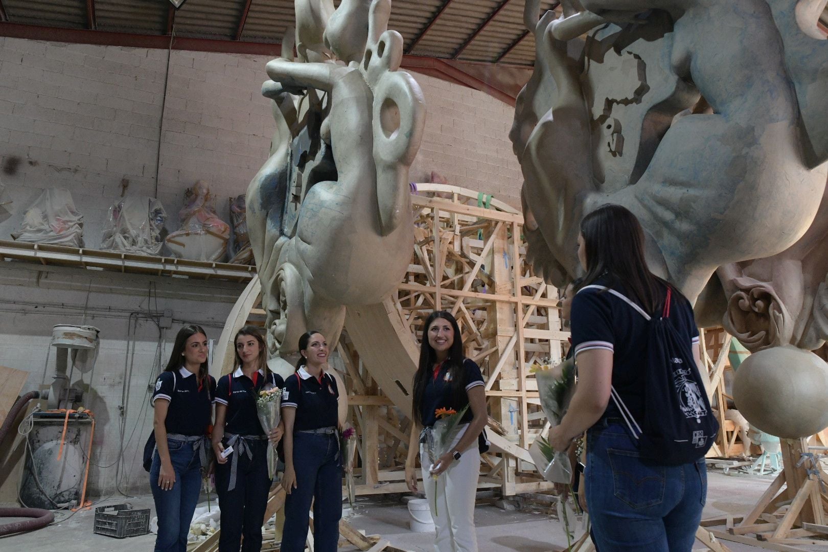 La hoguera oficial de Alicante tiene mucha &#039;Identidad&#039;