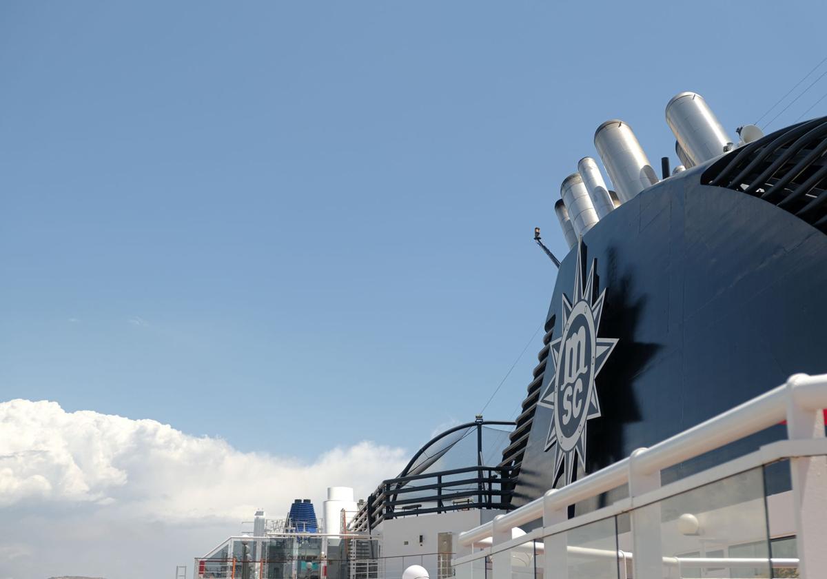 Buque de MSC en el puerto de Alicante.