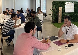 Encuentros entre empresarios y socios tecnológicos en el Bizmatch organizado este viernes en Elche.