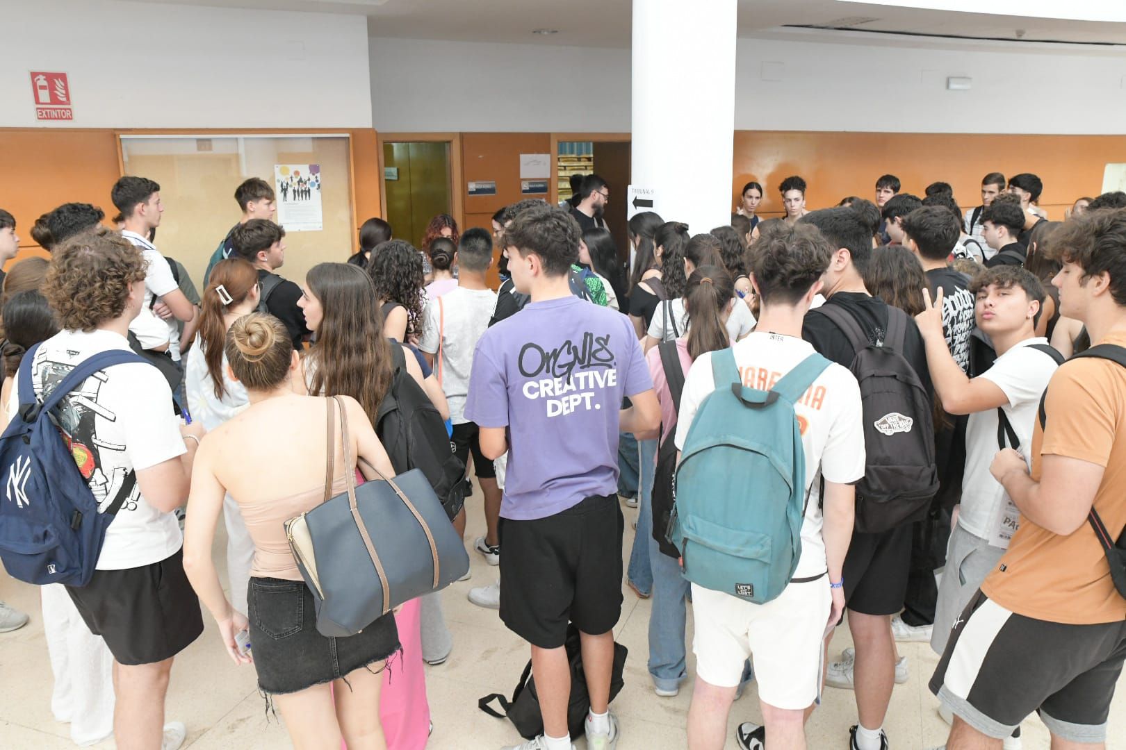 Más de 8.200 jóvenes alicantinos deciden a partir de hoy su futuro en la PAU