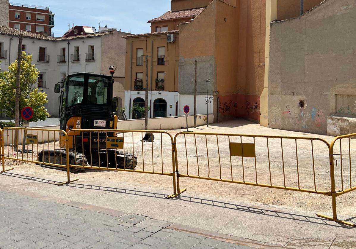 Machinery at the site designated for the upcoming public building.