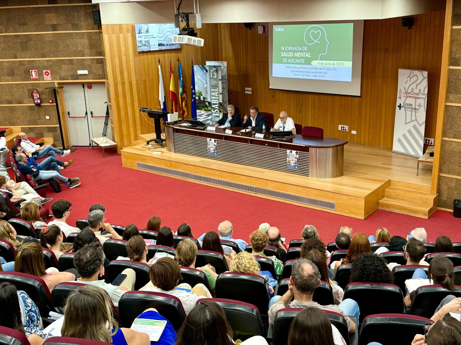 Jornadas sobre Salud Mental celebradas este miércoles en el Hospital General de Alicante.